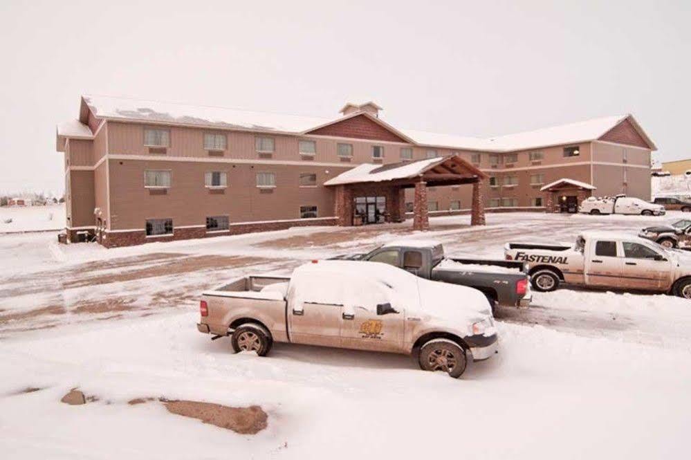 Hotel The Watford Watford City Exteriér fotografie