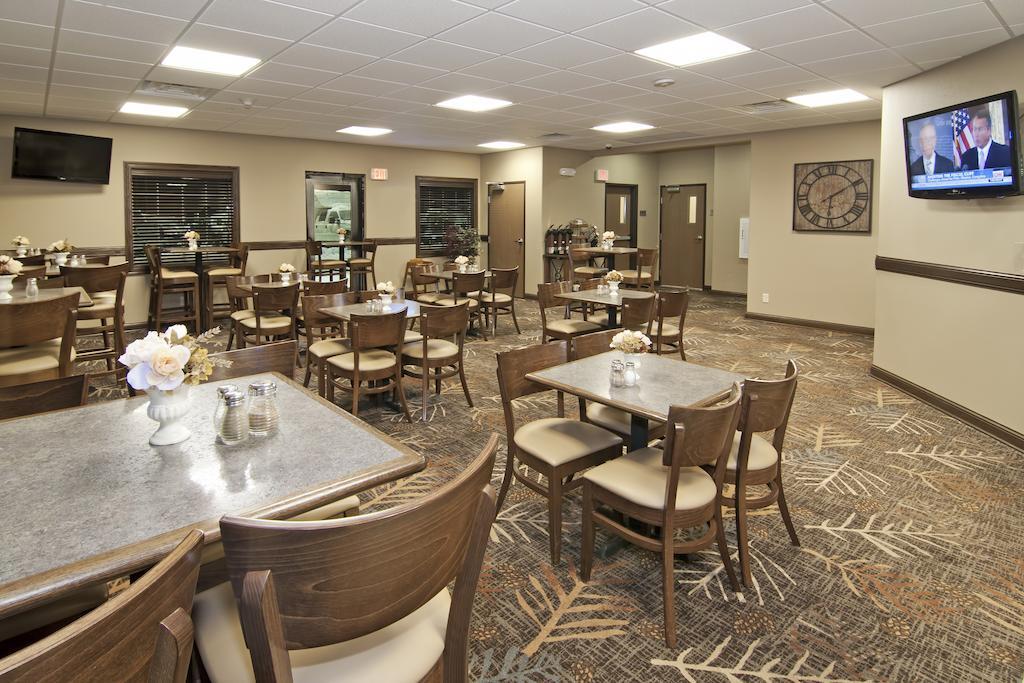 Hotel The Watford Watford City Exteriér fotografie